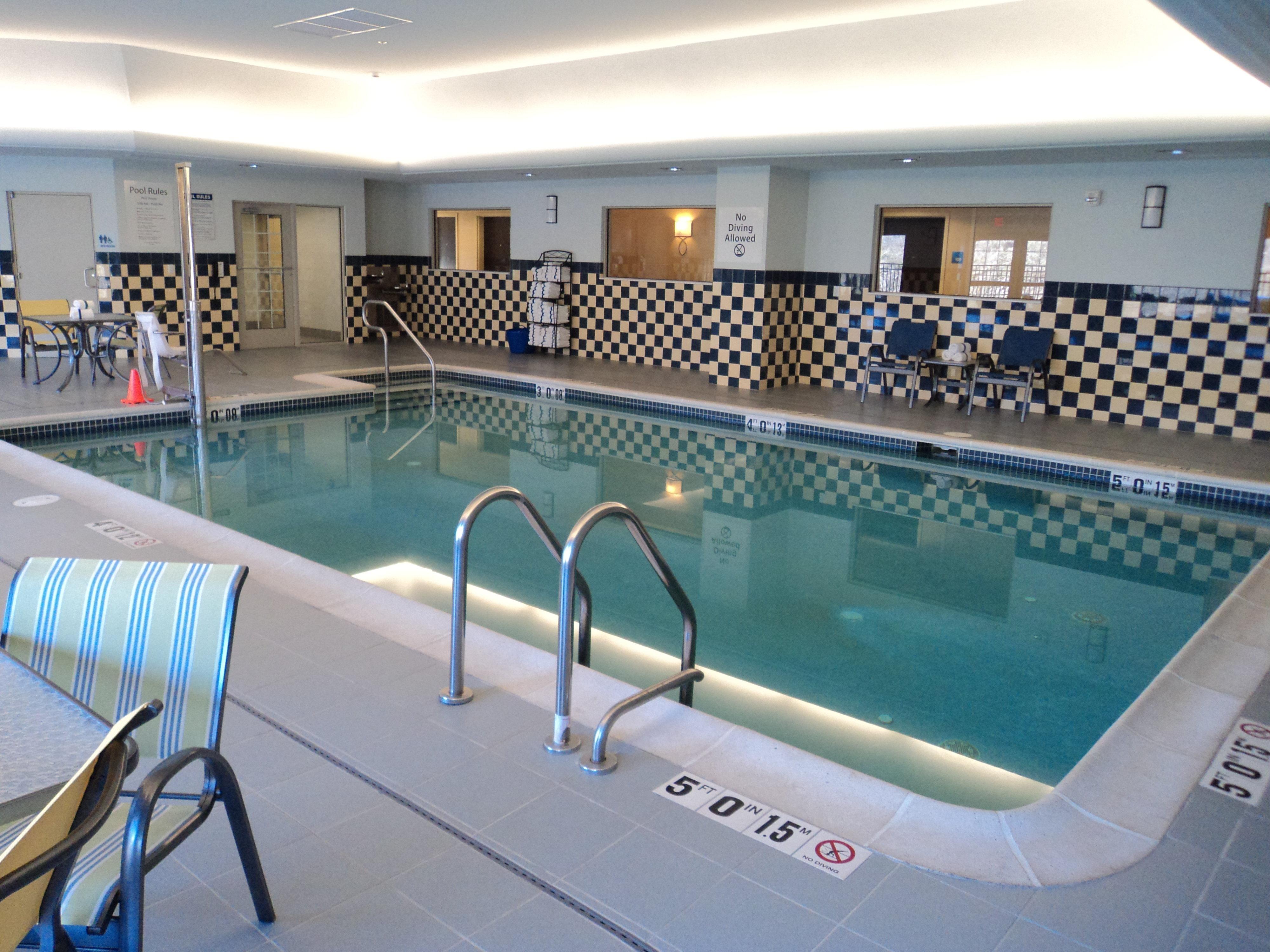 Holiday Inn Express And Suites Dickson City By Ihg Exteriör bild