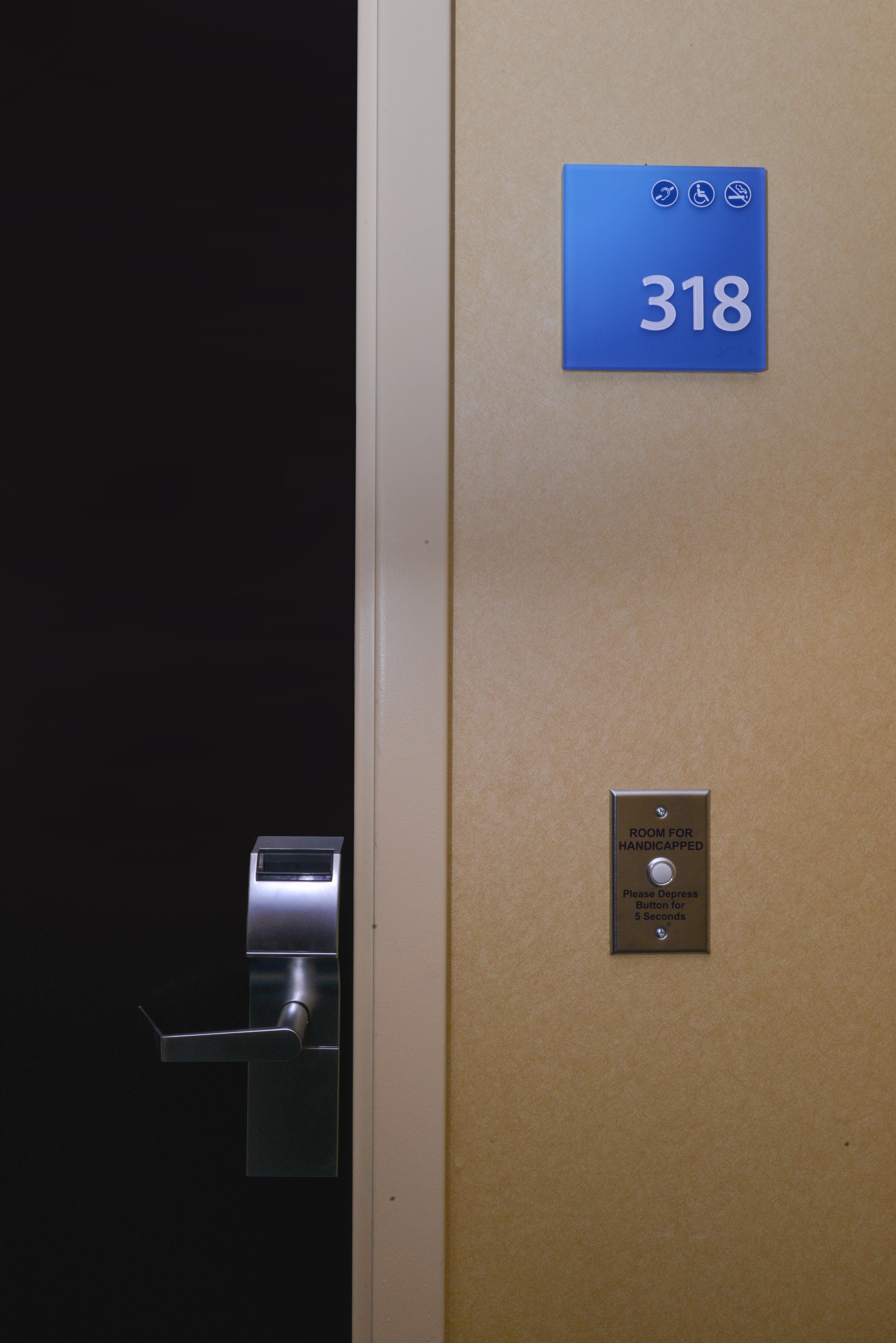Holiday Inn Express And Suites Dickson City By Ihg Exteriör bild