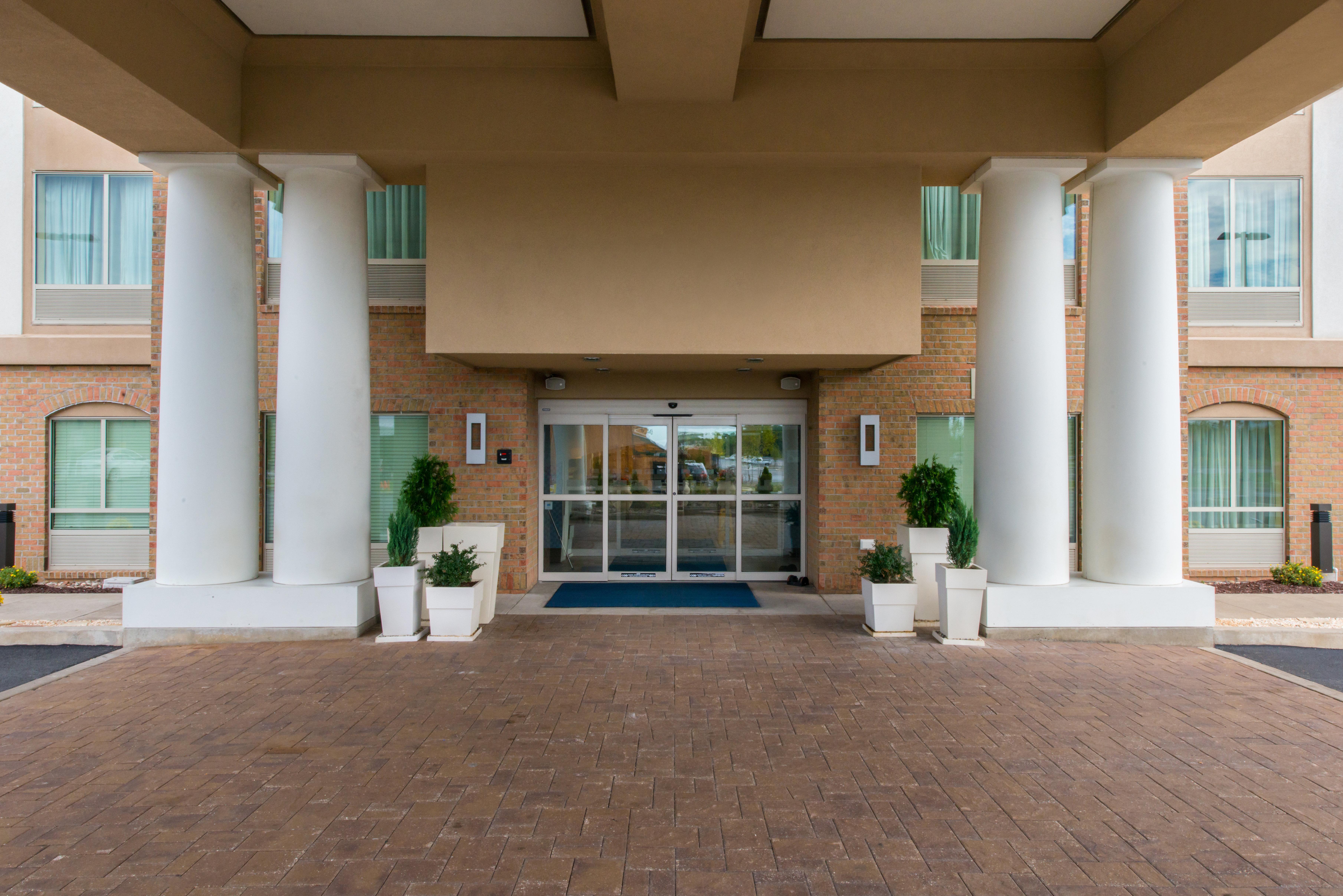 Holiday Inn Express And Suites Dickson City By Ihg Exteriör bild