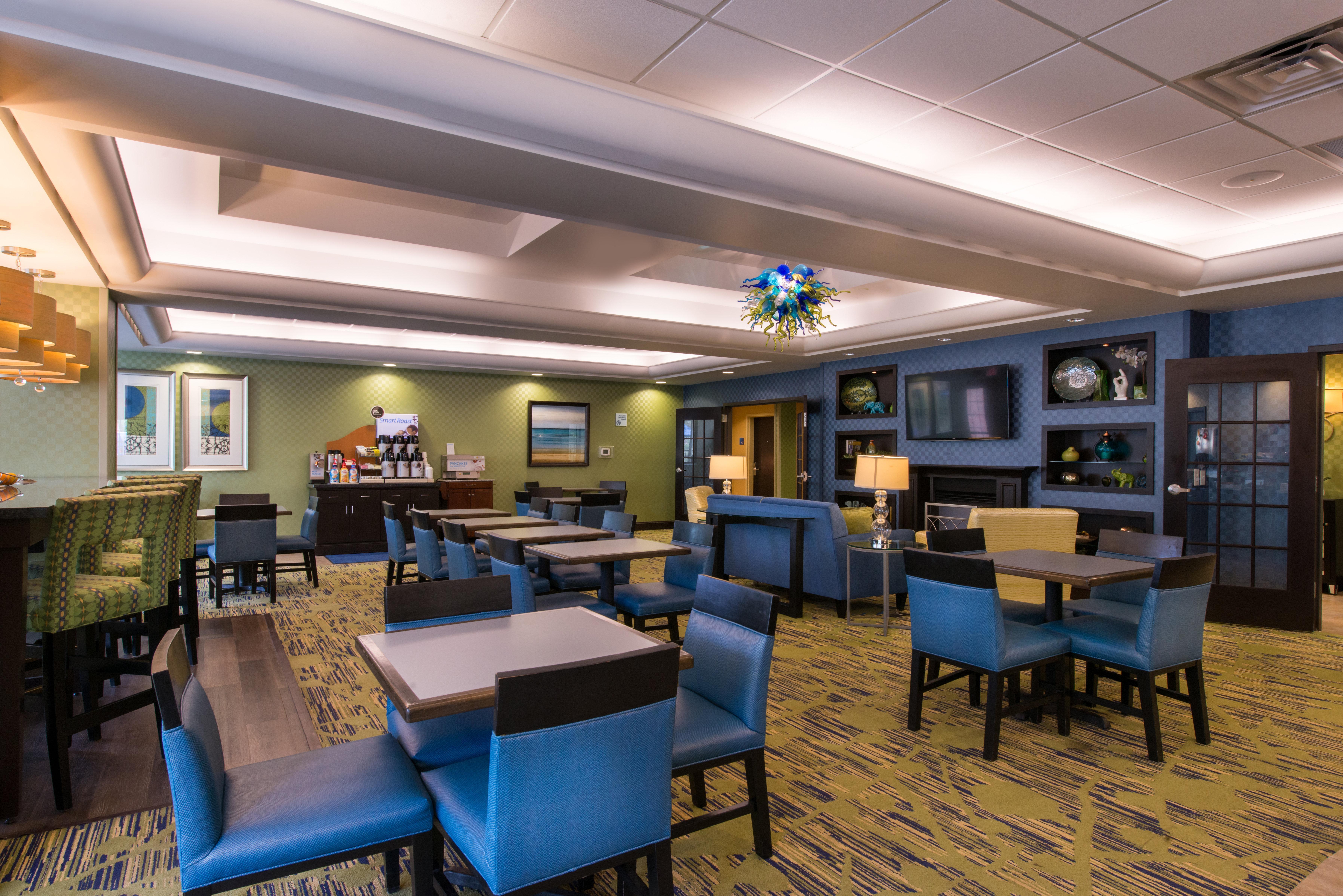 Holiday Inn Express And Suites Dickson City By Ihg Exteriör bild