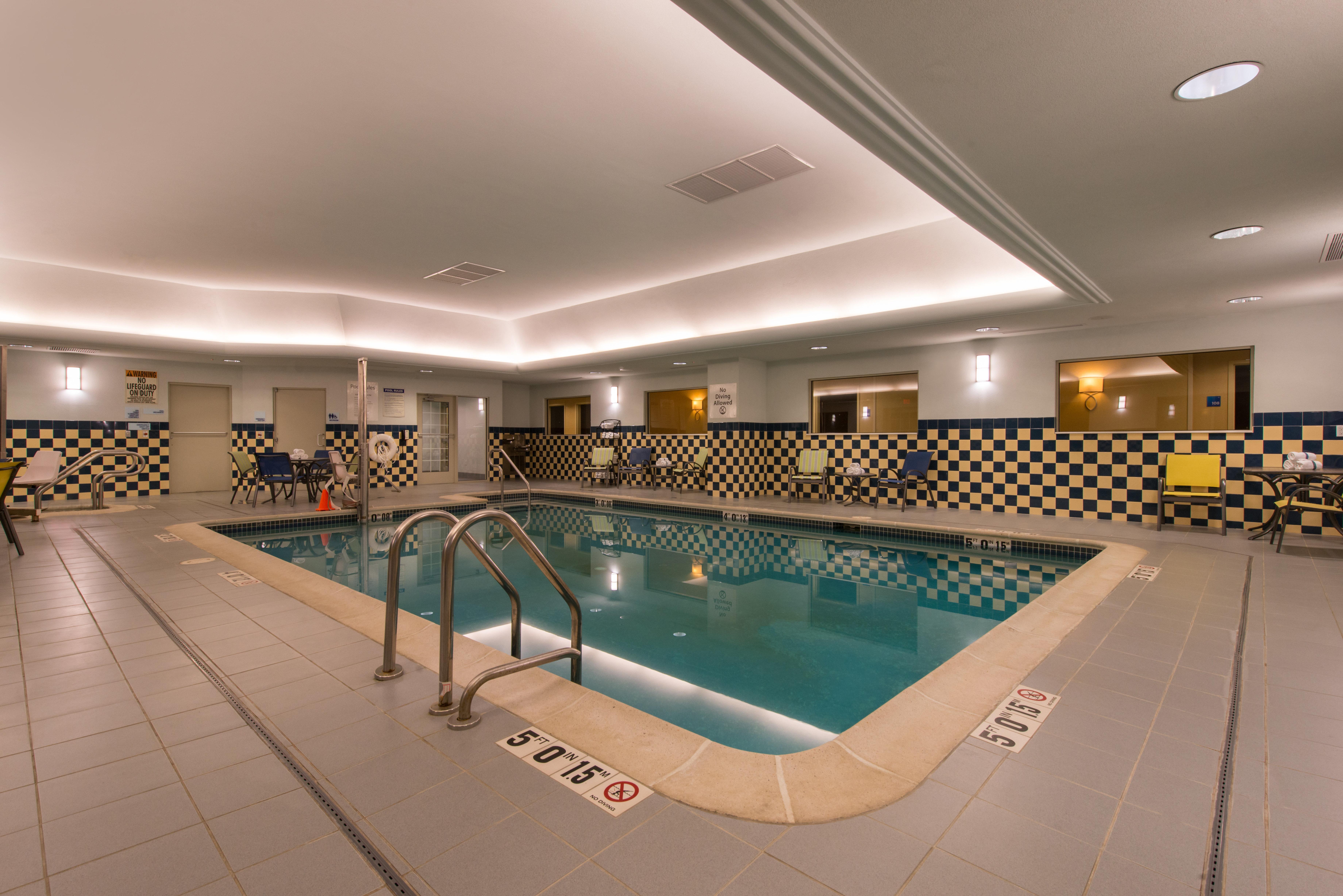 Holiday Inn Express And Suites Dickson City By Ihg Exteriör bild