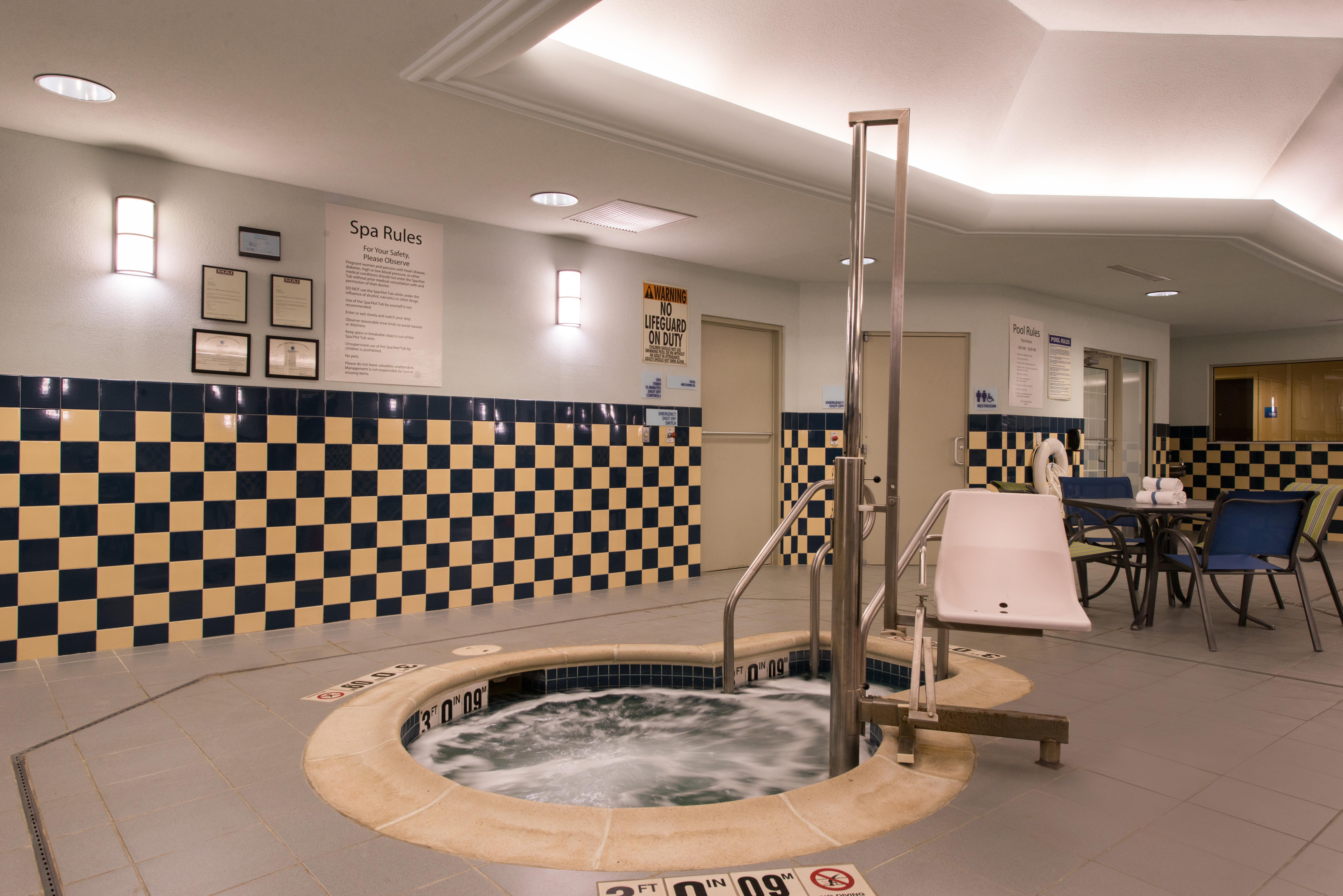 Holiday Inn Express And Suites Dickson City By Ihg Exteriör bild