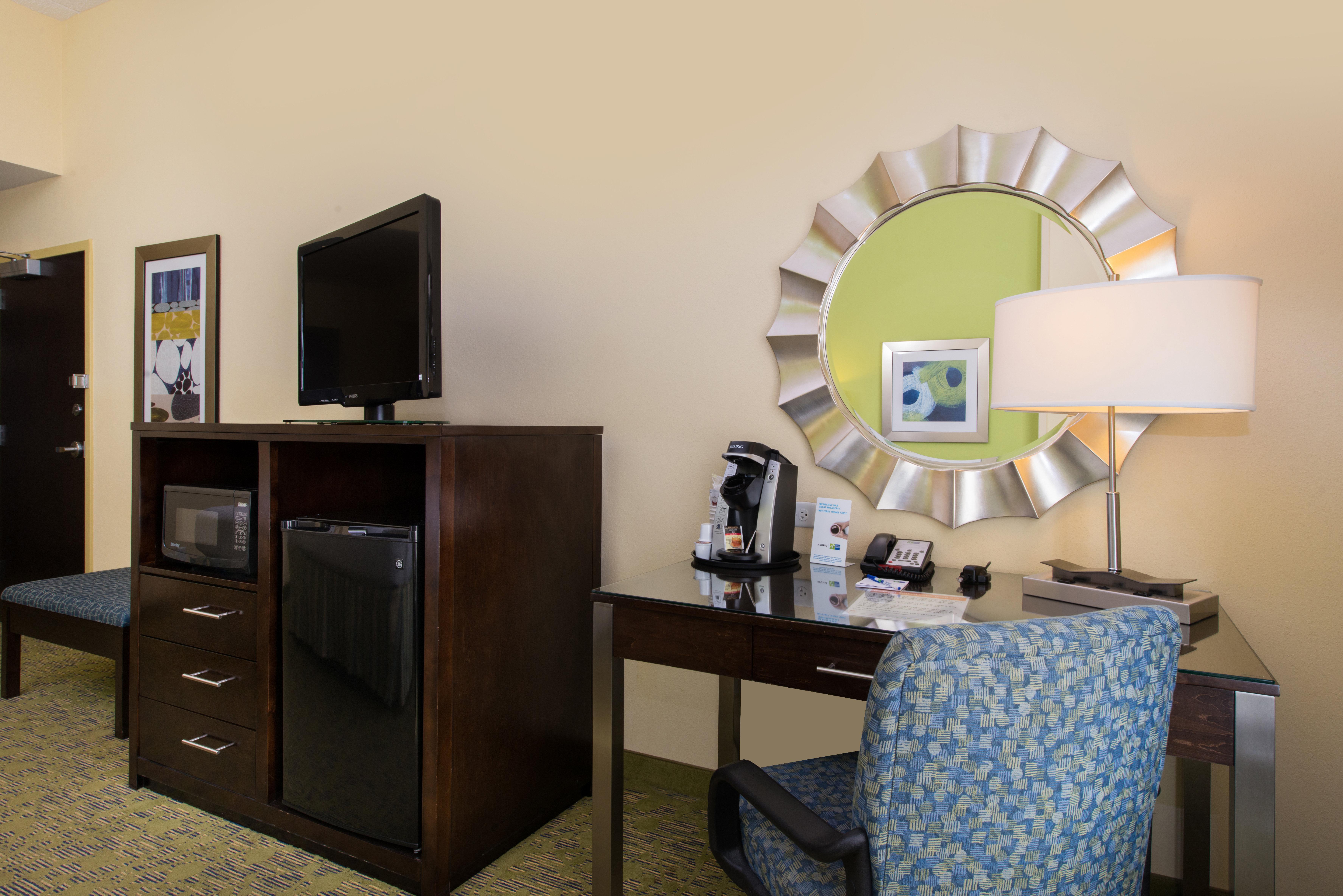Holiday Inn Express And Suites Dickson City By Ihg Exteriör bild