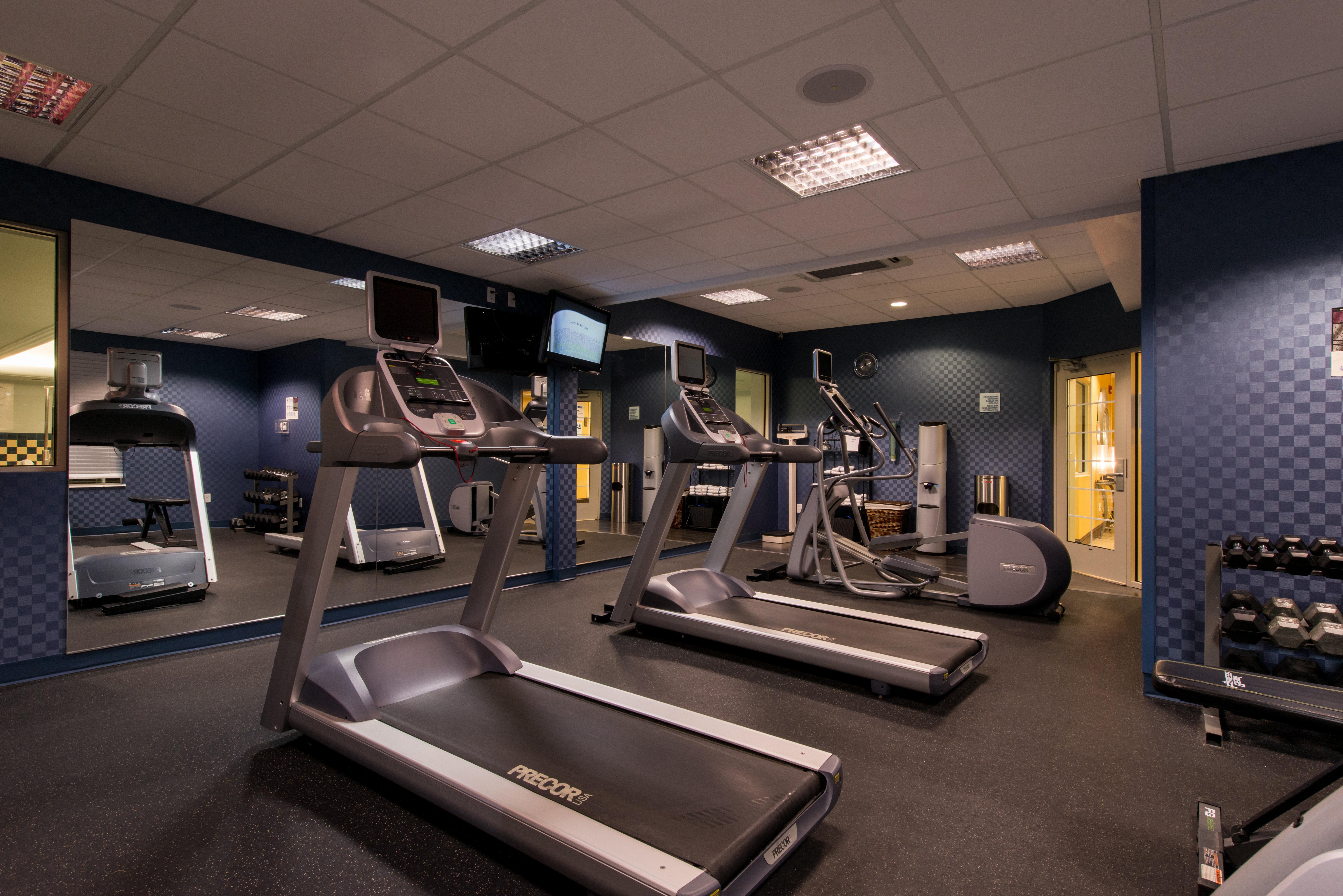 Holiday Inn Express And Suites Dickson City By Ihg Exteriör bild
