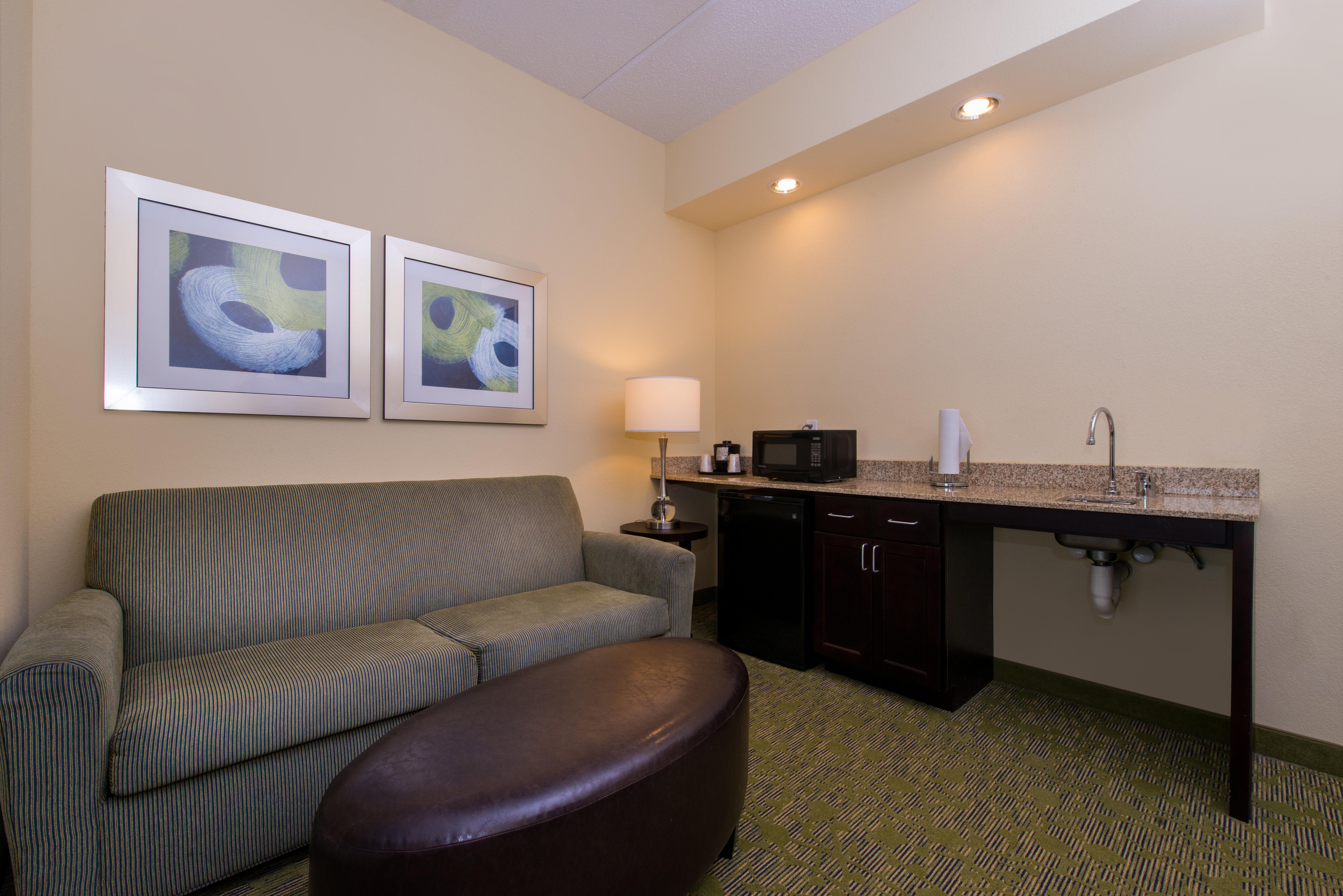 Holiday Inn Express And Suites Dickson City By Ihg Exteriör bild