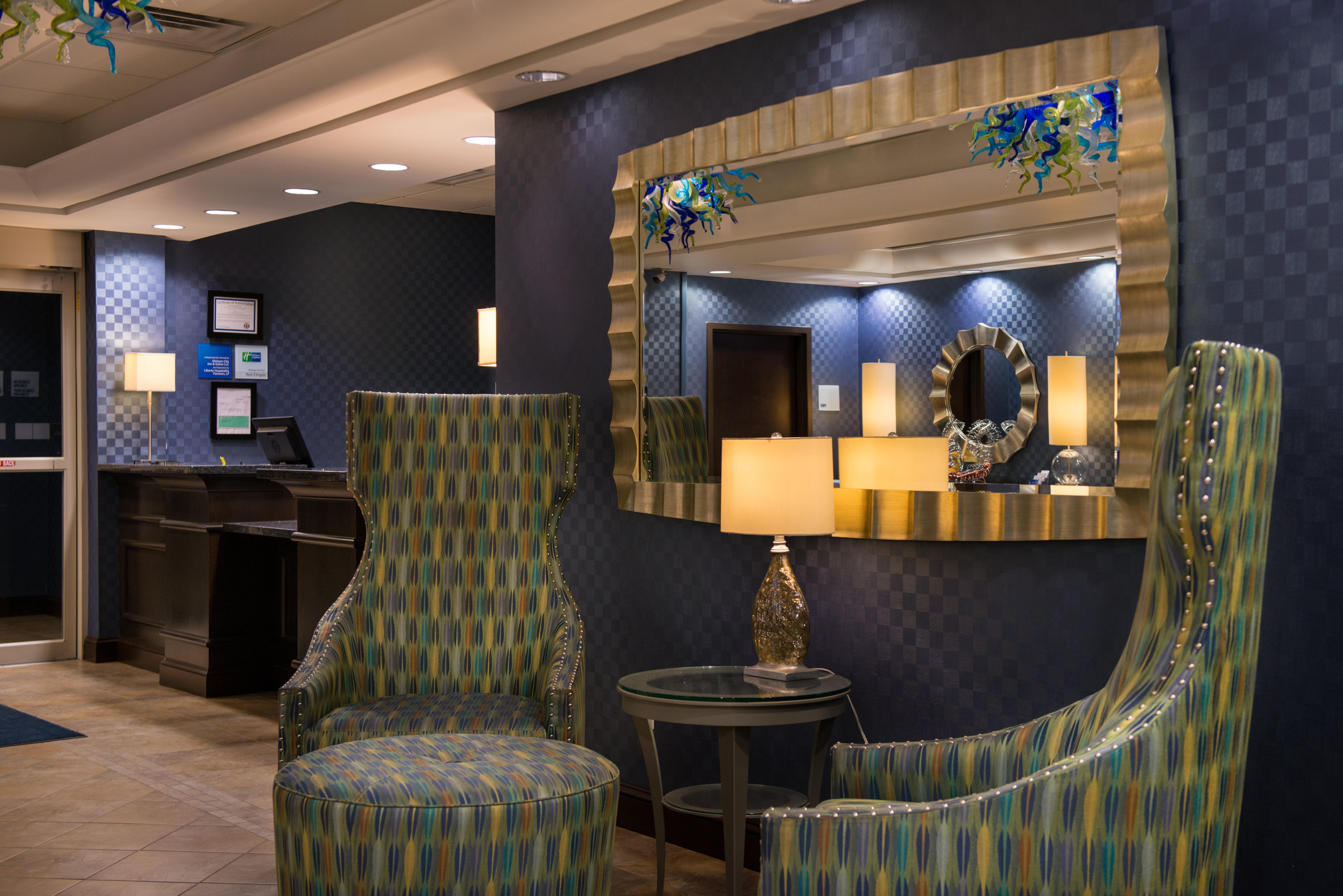 Holiday Inn Express And Suites Dickson City By Ihg Exteriör bild